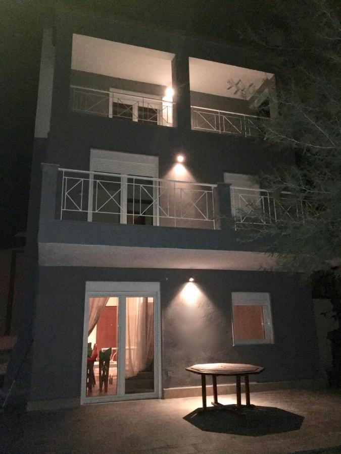 Modern House Pensionat Afytos Exteriör bild