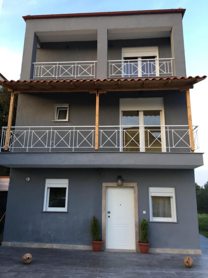 Modern House Pensionat Afytos Exteriör bild